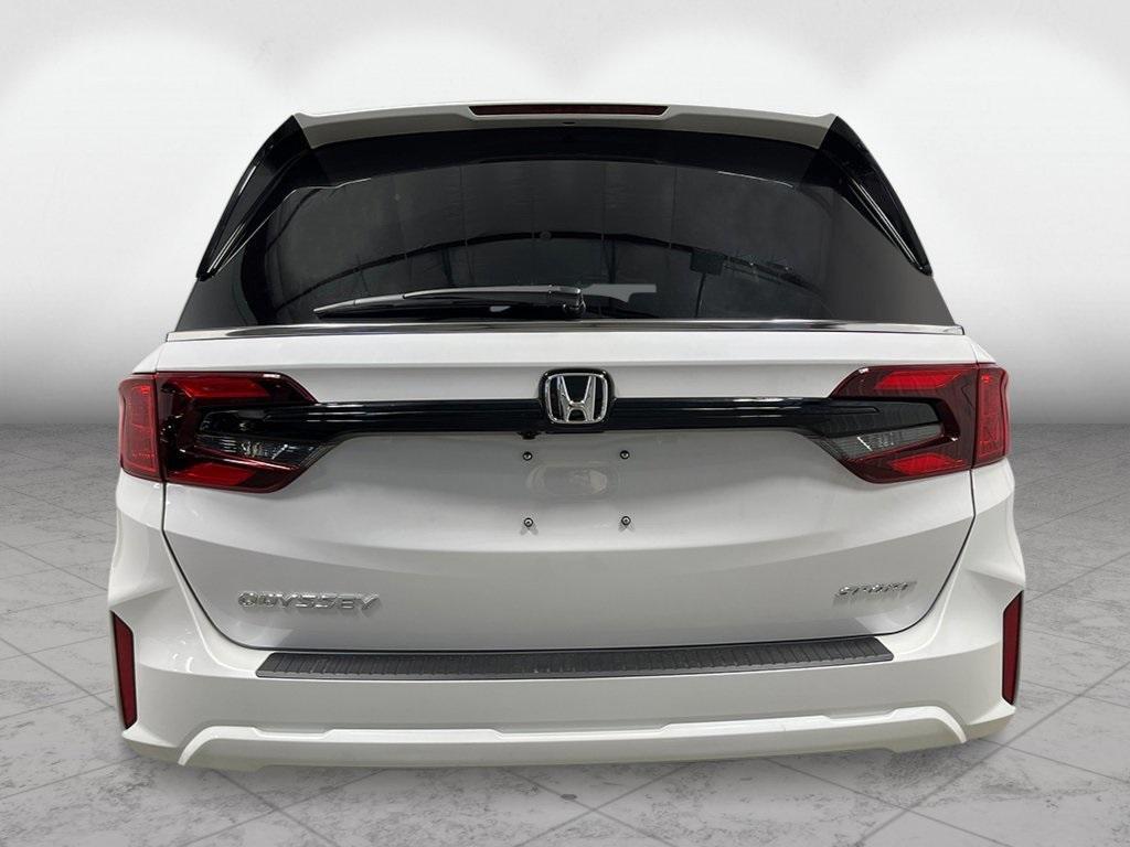 new 2026 Honda Odyssey car, priced at $43,095