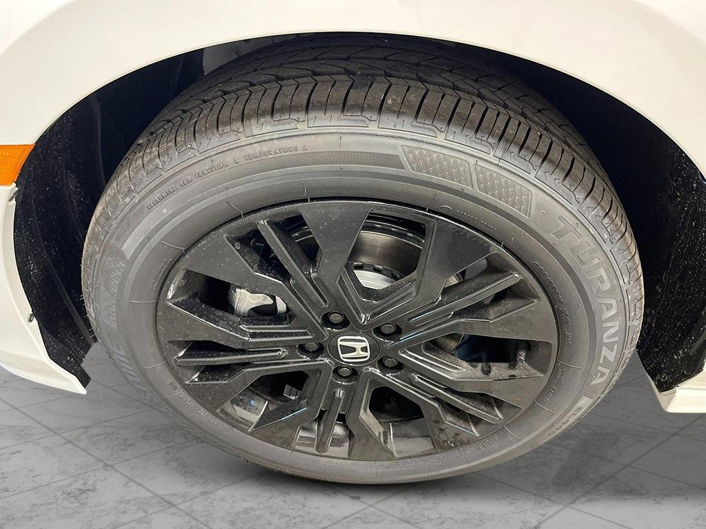 new 2026 Honda Odyssey car, priced at $43,095