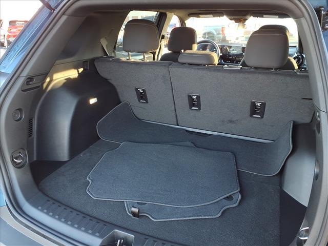 used 2025 Chevrolet Equinox car, priced at $26,447