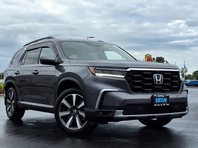 used 2025 Honda Pilot car, priced at $47,670