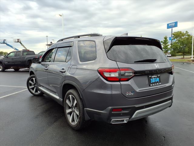 used 2025 Honda Pilot car, priced at $46,365