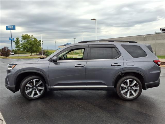 used 2025 Honda Pilot car, priced at $46,365