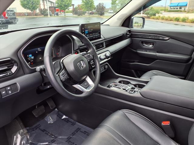 used 2025 Honda Pilot car, priced at $46,365