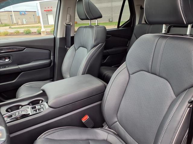 used 2025 Honda Pilot car, priced at $46,365