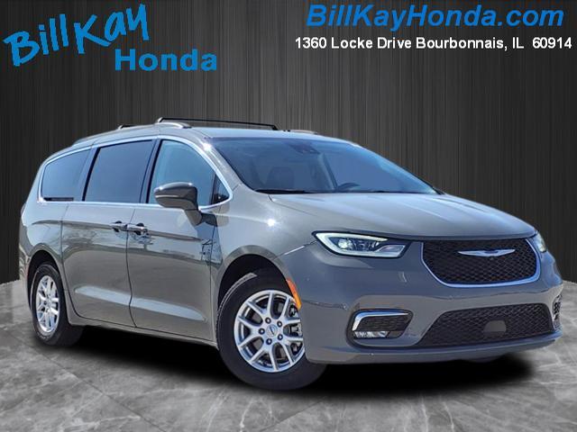 used 2022 Chrysler Pacifica car, priced at $25,800