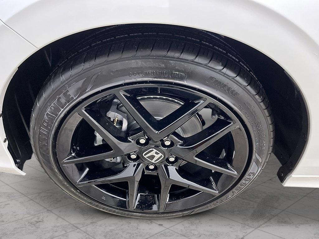 new 2025 Honda Civic Hybrid car, priced at $29,638
