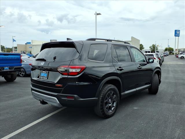 used 2023 Honda Pilot car, priced at $40,983