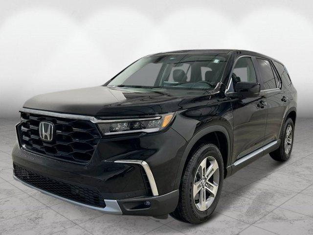 new 2025 Honda Pilot car, priced at $44,223