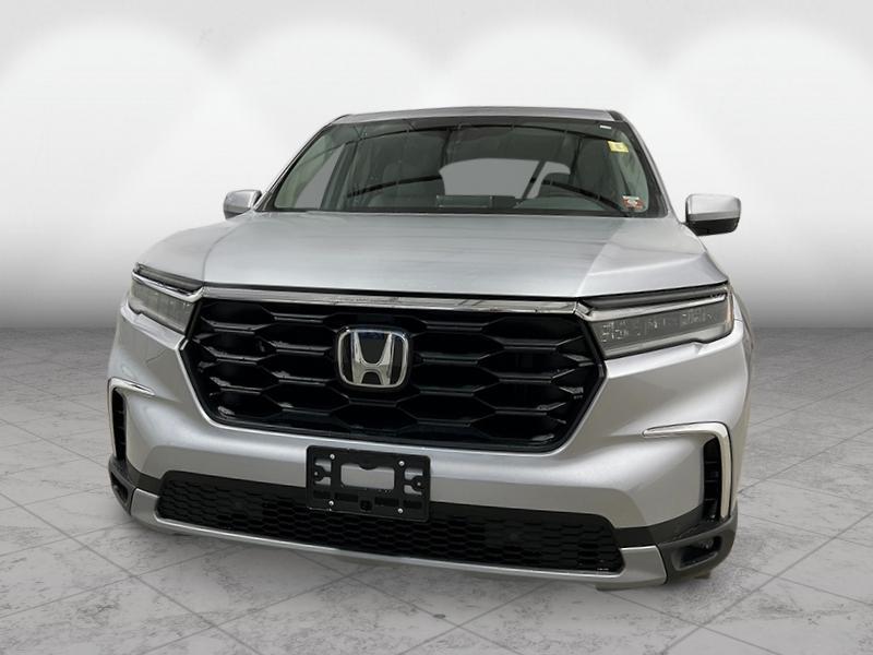 new 2025 Honda Pilot car, priced at $47,780