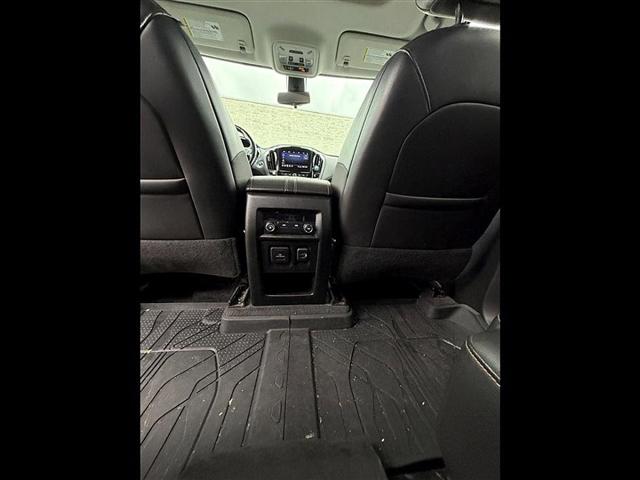 used 2020 Chevrolet Traverse car, priced at $22,985