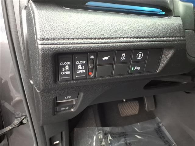 used 2024 Honda Odyssey car, priced at $41,698