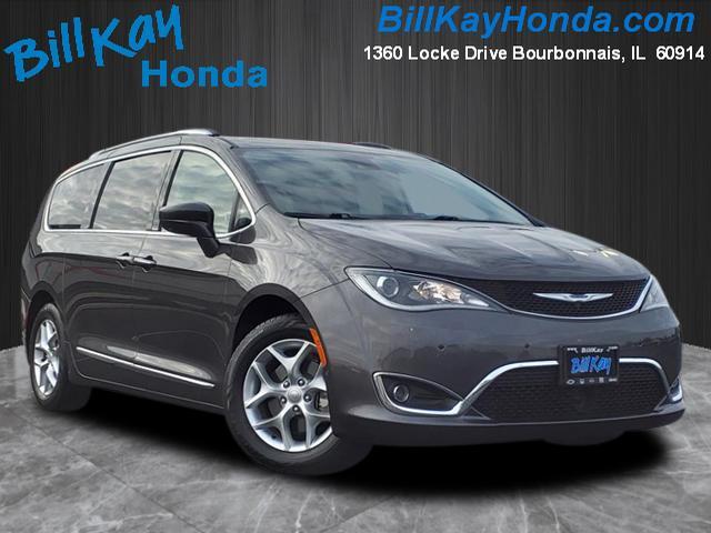 used 2019 Chrysler Pacifica car, priced at $17,495