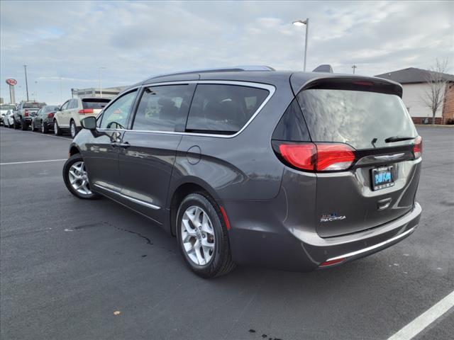 used 2019 Chrysler Pacifica car, priced at $17,495