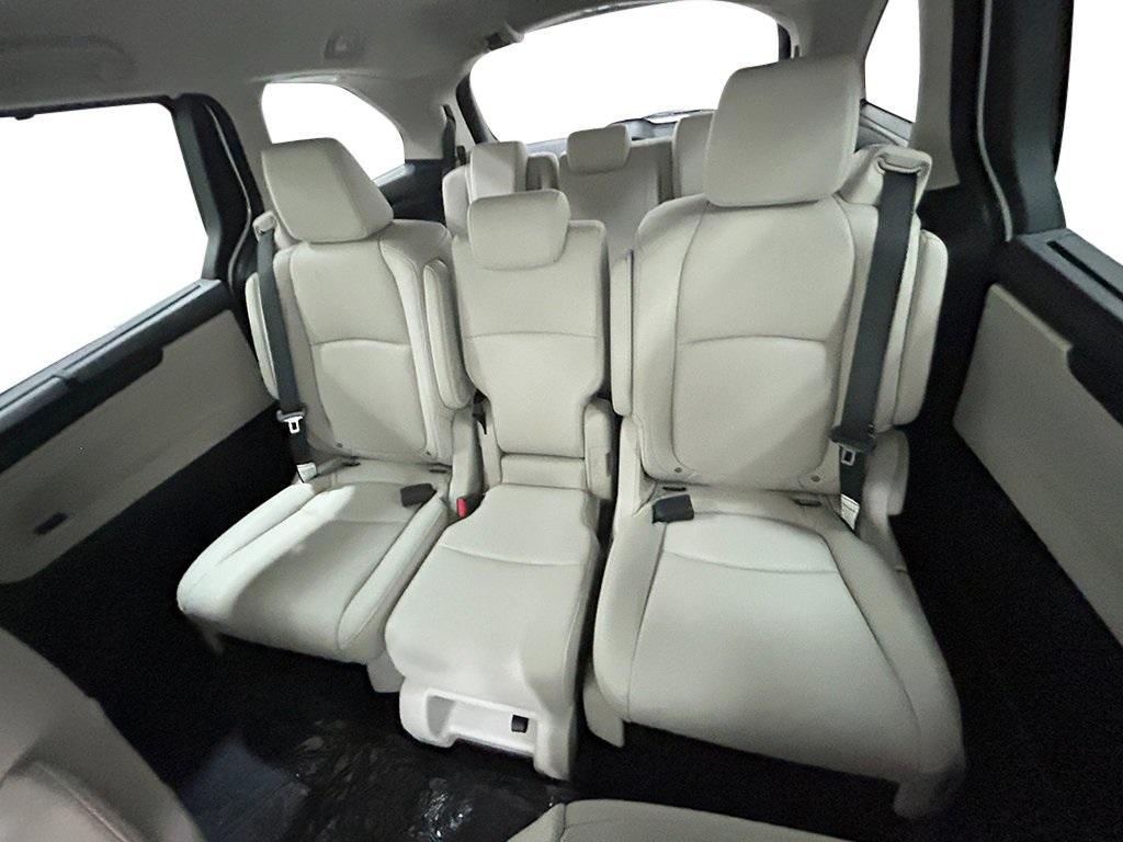 new 2026 Honda Odyssey car, priced at $42,083