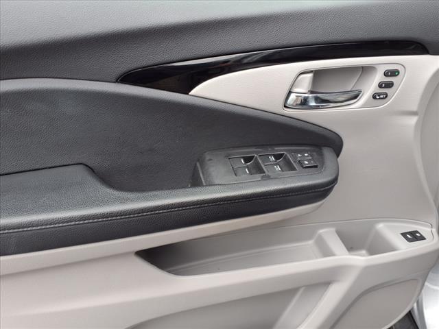 used 2019 Honda Pilot car, priced at $22,828