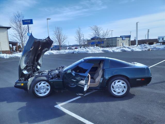 used 1995 Chevrolet Corvette car, priced at $12,995