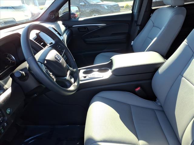 used 2025 Honda Passport car, priced at $36,587