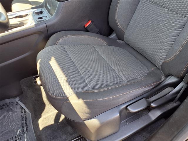 used 2021 Chevrolet Traverse car, priced at $22,847