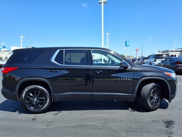 used 2021 Chevrolet Traverse car, priced at $22,847