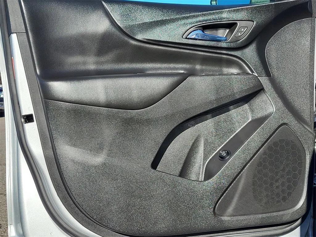 used 2022 Chevrolet Equinox car, priced at $21,986