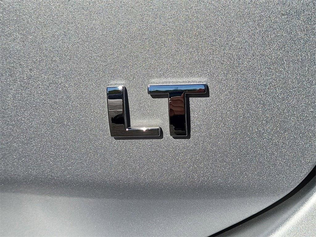 used 2022 Chevrolet Equinox car, priced at $21,986