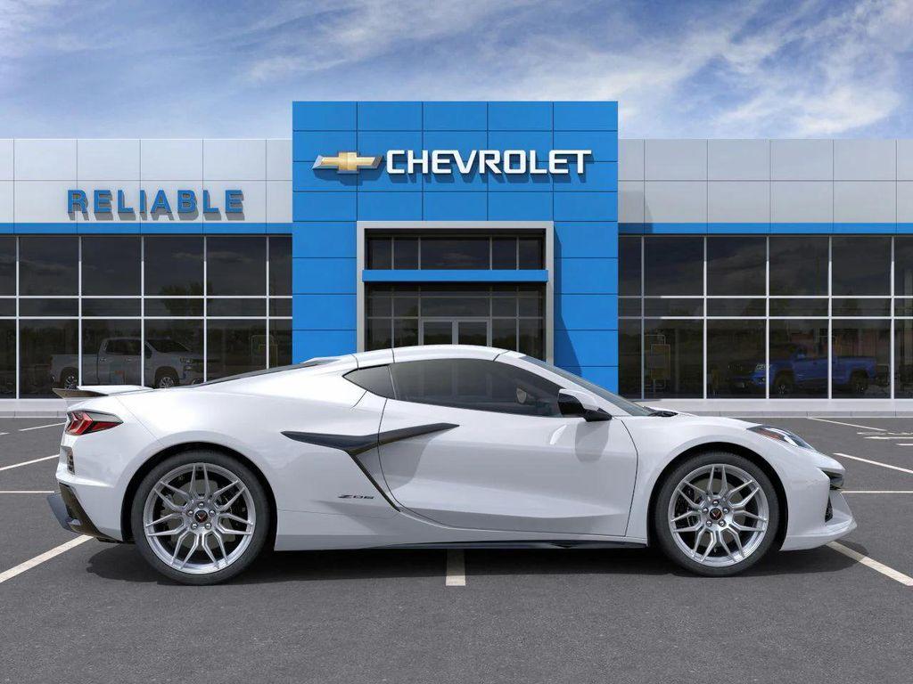 new 2025 Chevrolet Corvette car