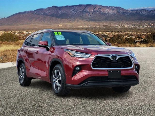 used 2023 Toyota Highlander car, priced at $41,037