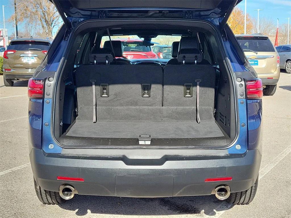 used 2023 Chevrolet Traverse car, priced at $34,325