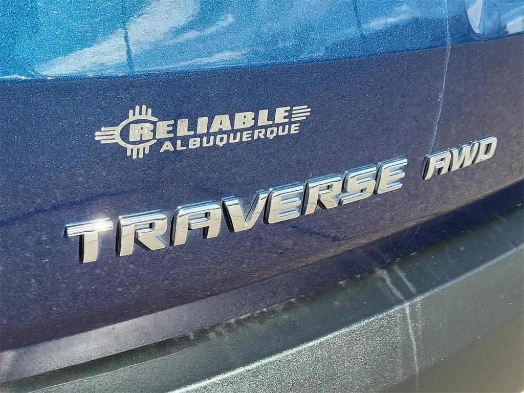 used 2023 Chevrolet Traverse car, priced at $34,325