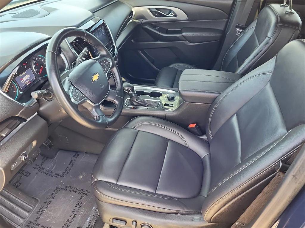 used 2023 Chevrolet Traverse car, priced at $34,325