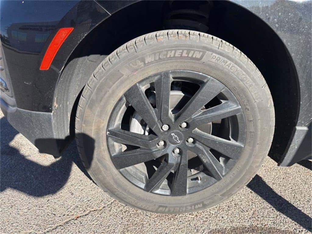 used 2024 Chevrolet Equinox car, priced at $23,985