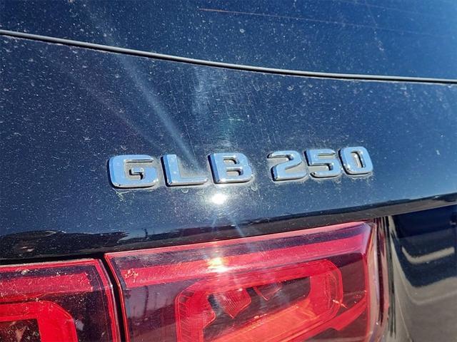 used 2022 Mercedes-Benz GLB 250 car, priced at $34,997