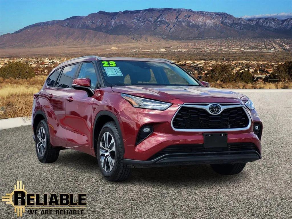 used 2023 Toyota Highlander car, priced at $36,799