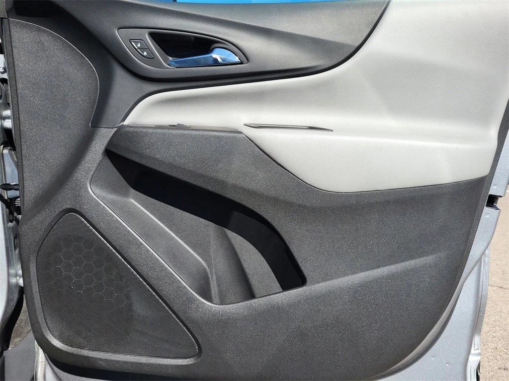 used 2023 Chevrolet Equinox car, priced at $24,698
