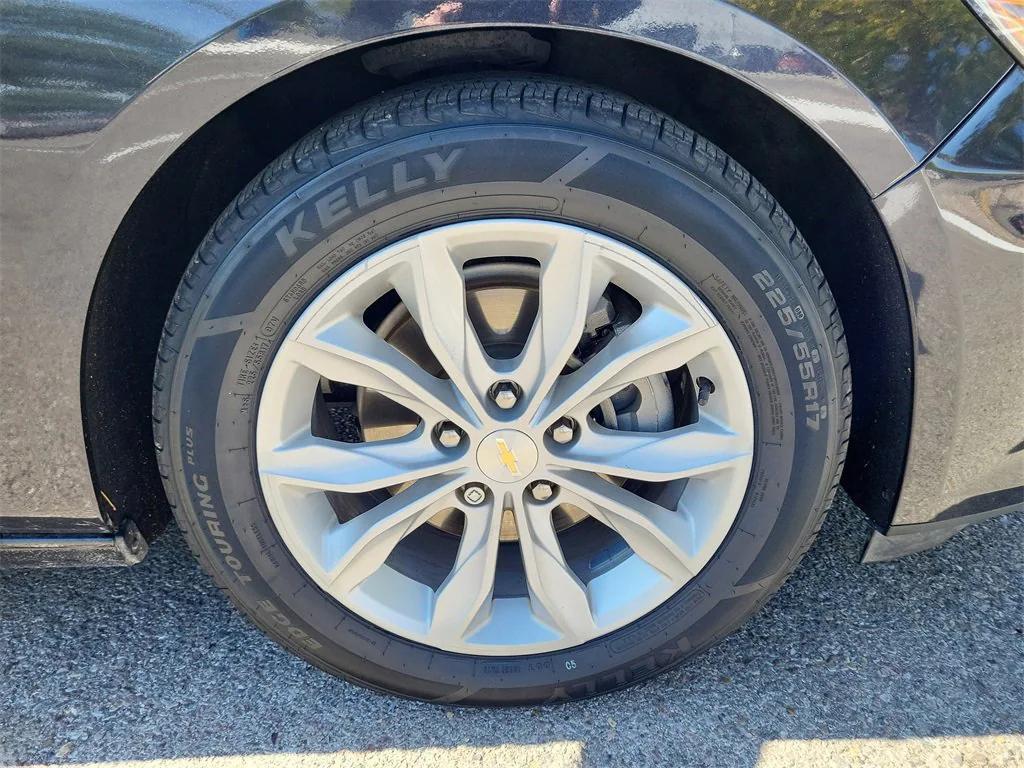 used 2023 Chevrolet Malibu car, priced at $19,623