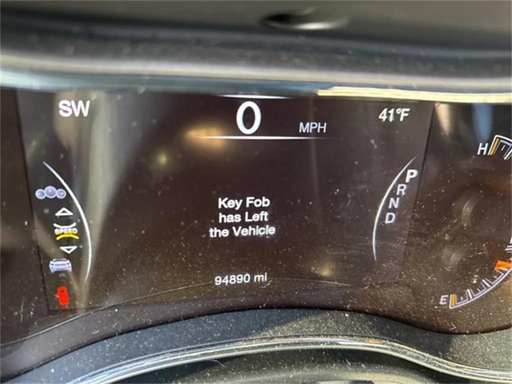 used 2021 Jeep Grand Cherokee car, priced at $20,975