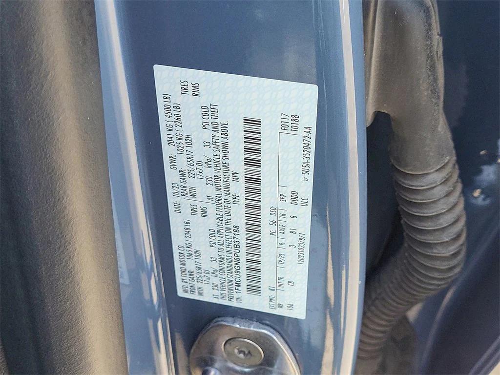 used 2023 Ford Escape car, priced at $24,998