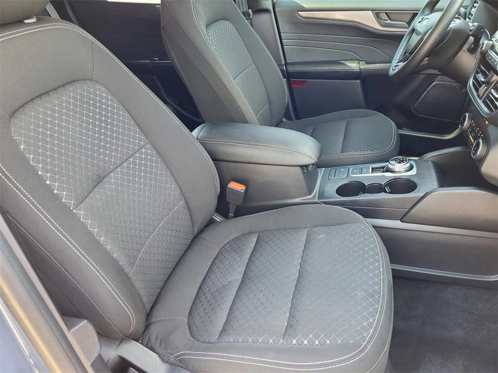 used 2023 Ford Escape car, priced at $24,998