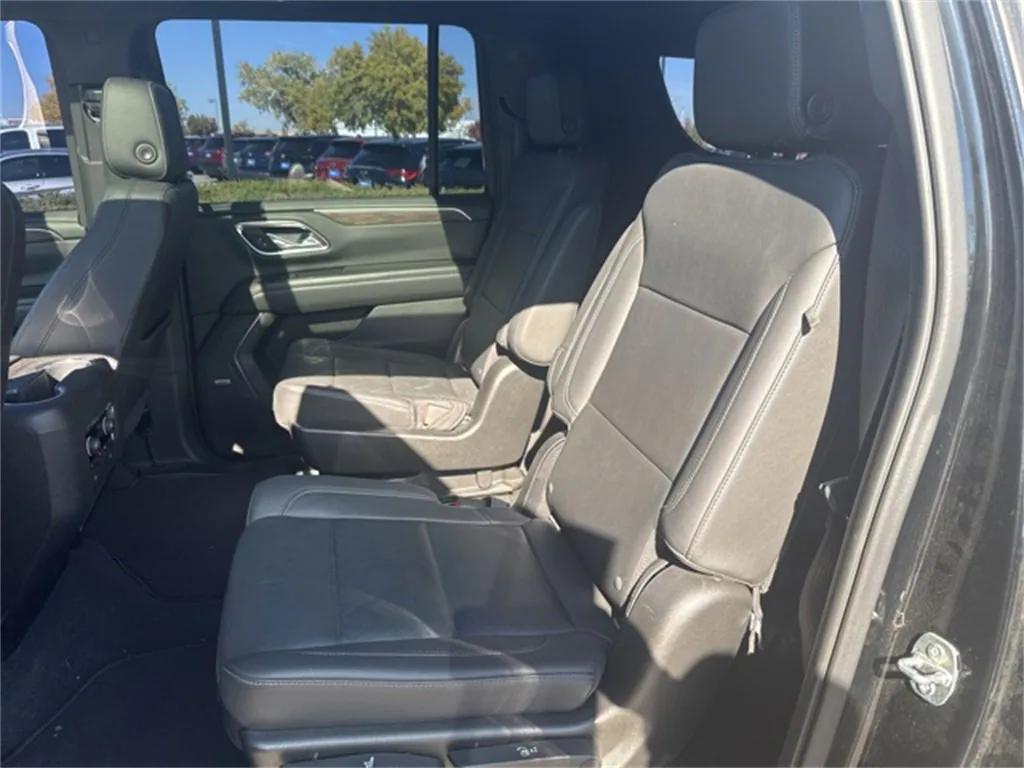 used 2021 Chevrolet Suburban car, priced at $43,621