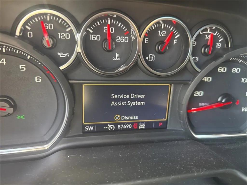 used 2021 Chevrolet Suburban car, priced at $43,621