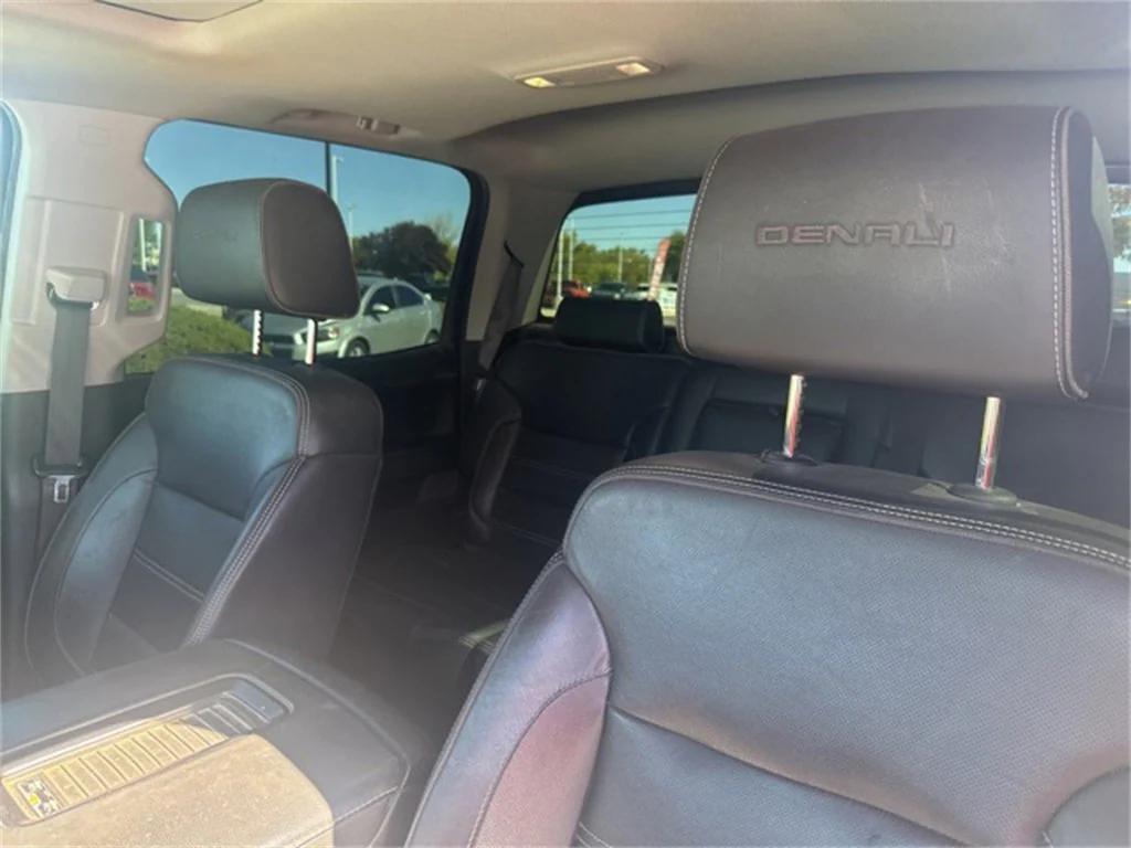 used 2018 GMC Sierra 1500 car, priced at $35,984