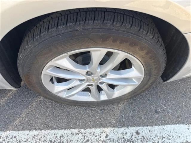 used 2018 Chevrolet Malibu car, priced at $15,997