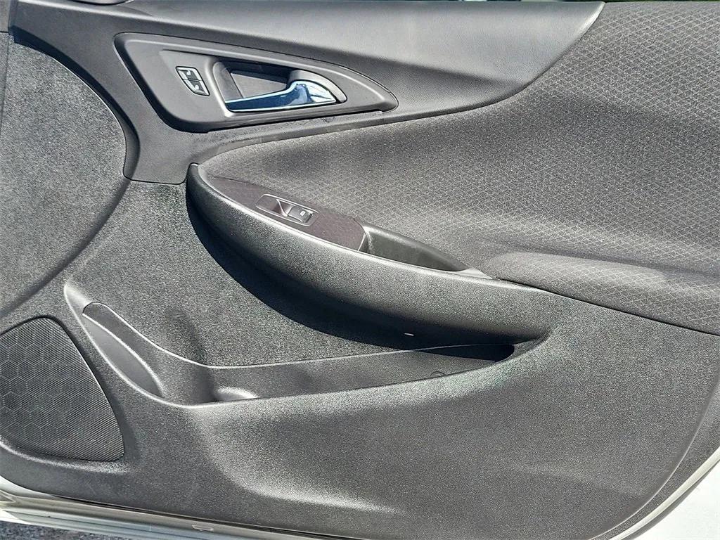 used 2021 Chevrolet Malibu car, priced at $19,999
