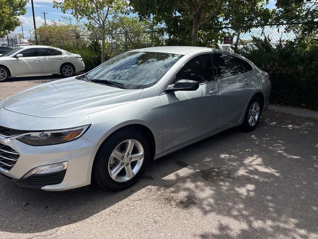 used 2021 Chevrolet Malibu car, priced at $22,875