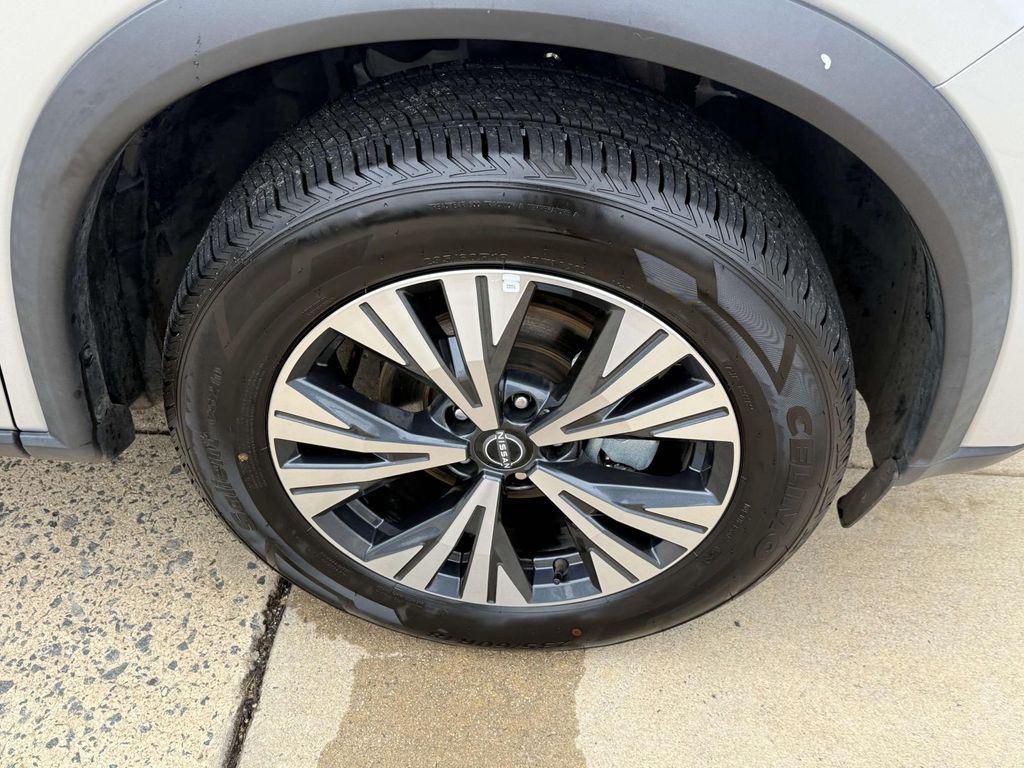 used 2023 Nissan Rogue car, priced at $20,258