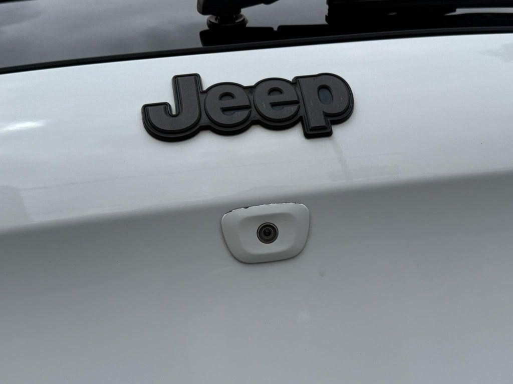 used 2018 Jeep Cherokee car, priced at $16,987