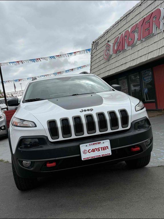 used 2018 Jeep Cherokee car, priced at $16,987