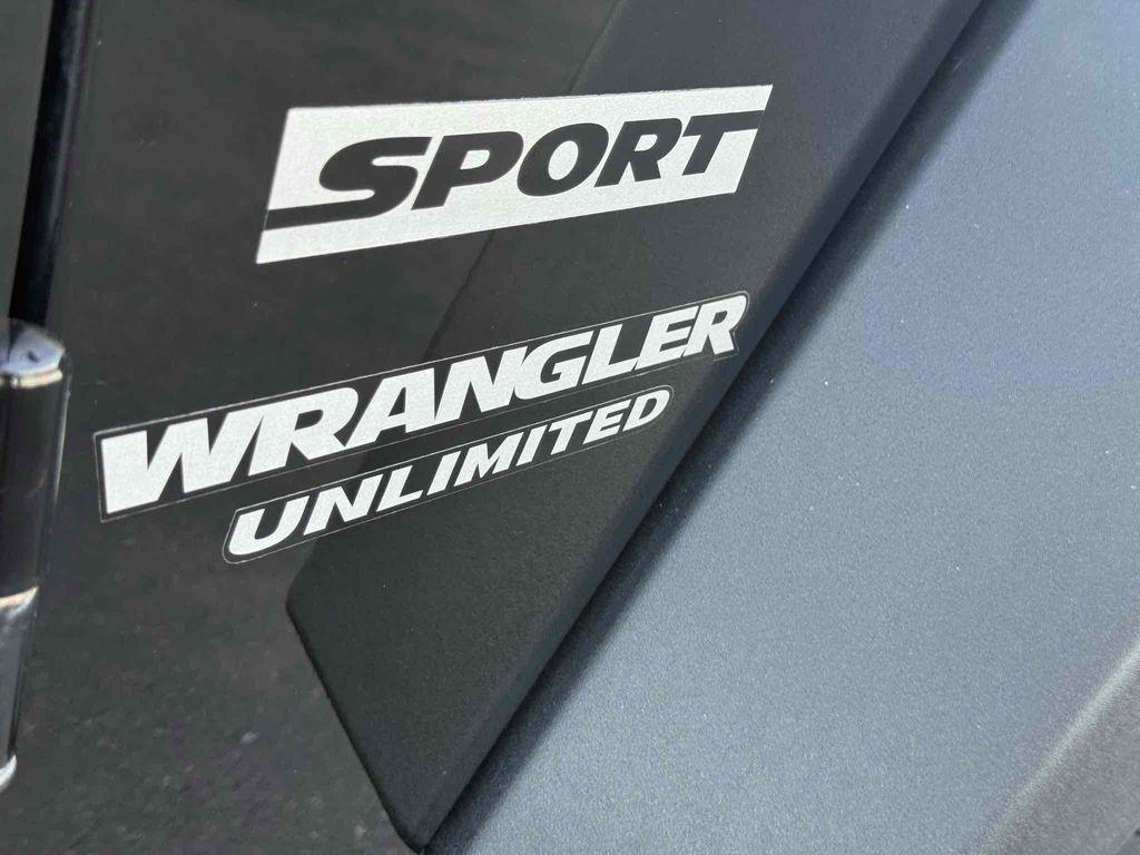 used 2015 Jeep Wrangler Unlimited car, priced at $19,987