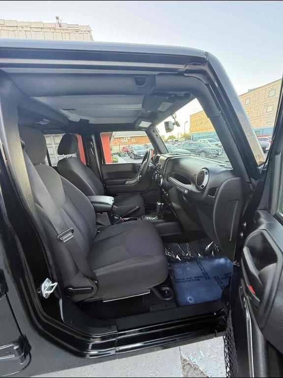 used 2015 Jeep Wrangler Unlimited car, priced at $19,987