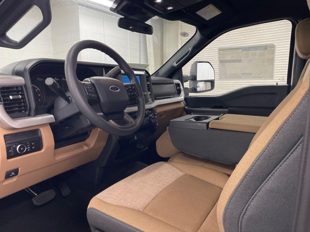 new 2025 Ford F-350 car, priced at $59,022